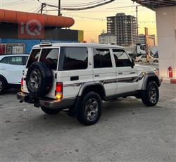 تويوتا لاند كروزر 70